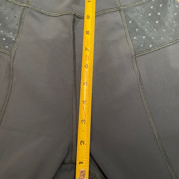 🦋Lululemon Side Mesh Leggings🦋 - Picture 4 of 10